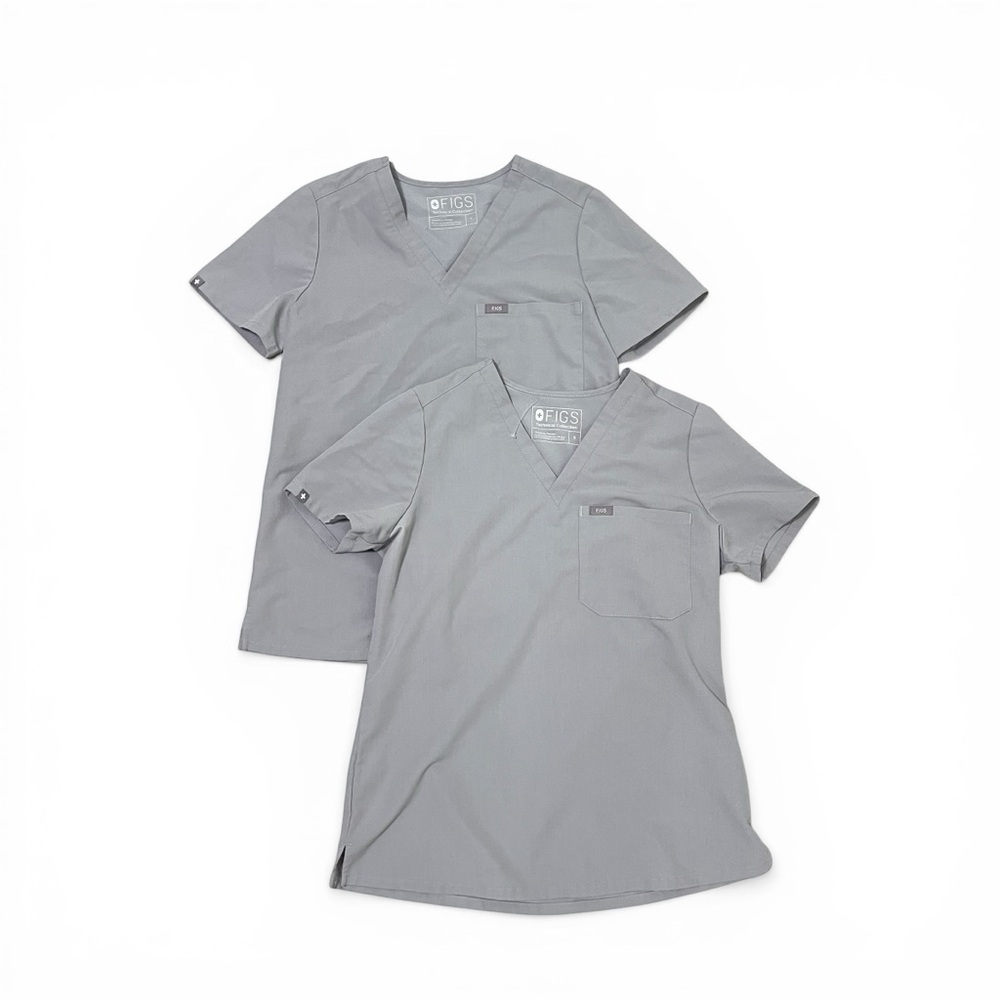 2 Figs size Women’s Small grey scrub tops #scrubs #figs #figsscrubs